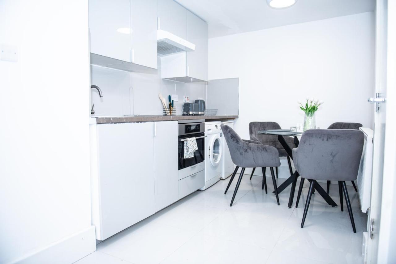 1B Apartment, 30 Mins To Oxford Street London Exteriör bild